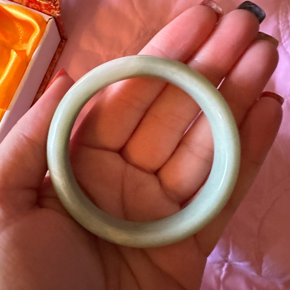 Beautiful Jade Bracelet!